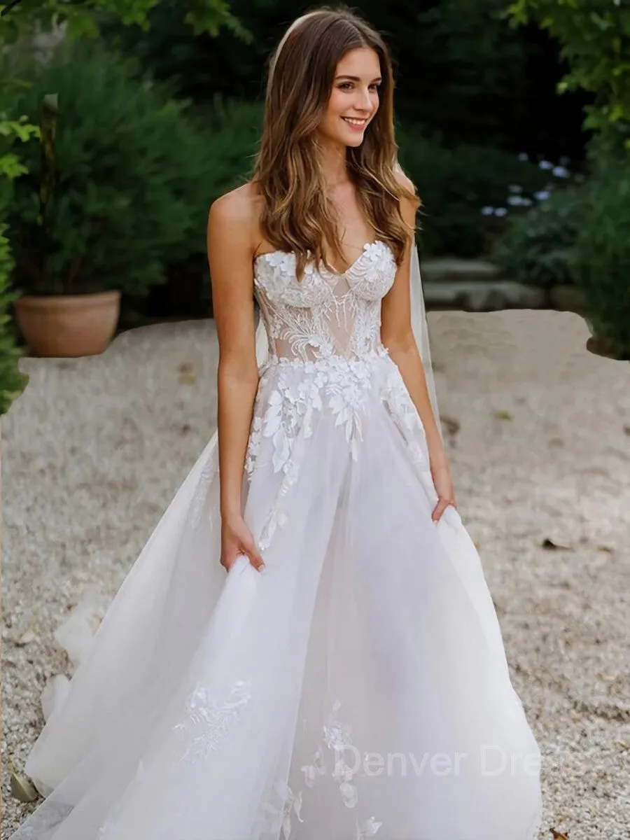 A-Line Sweetheart Sweep Train Tulle Wedding Dresses With Appliques Lace