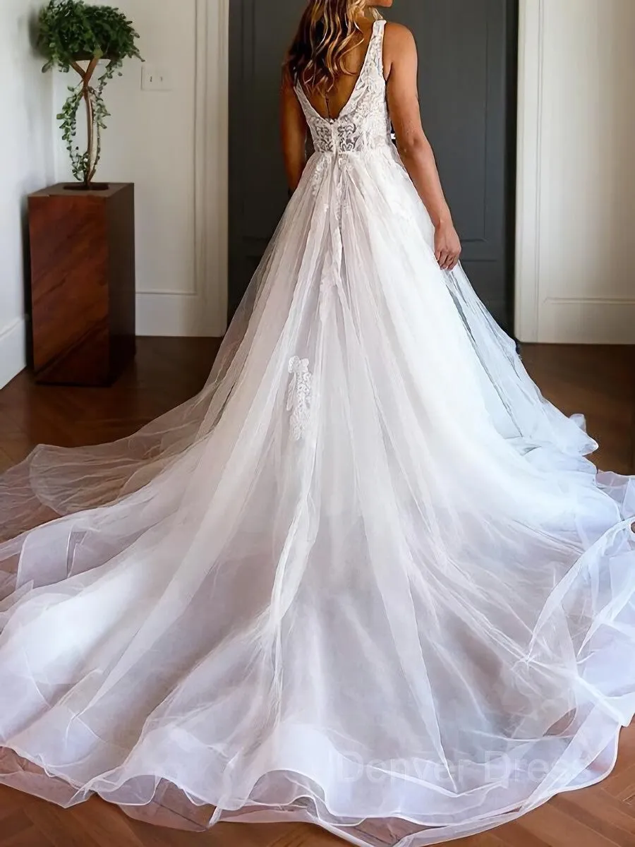 A-Line V-neck Chapel Train Tulle Wedding Dresses With Appliques Lace