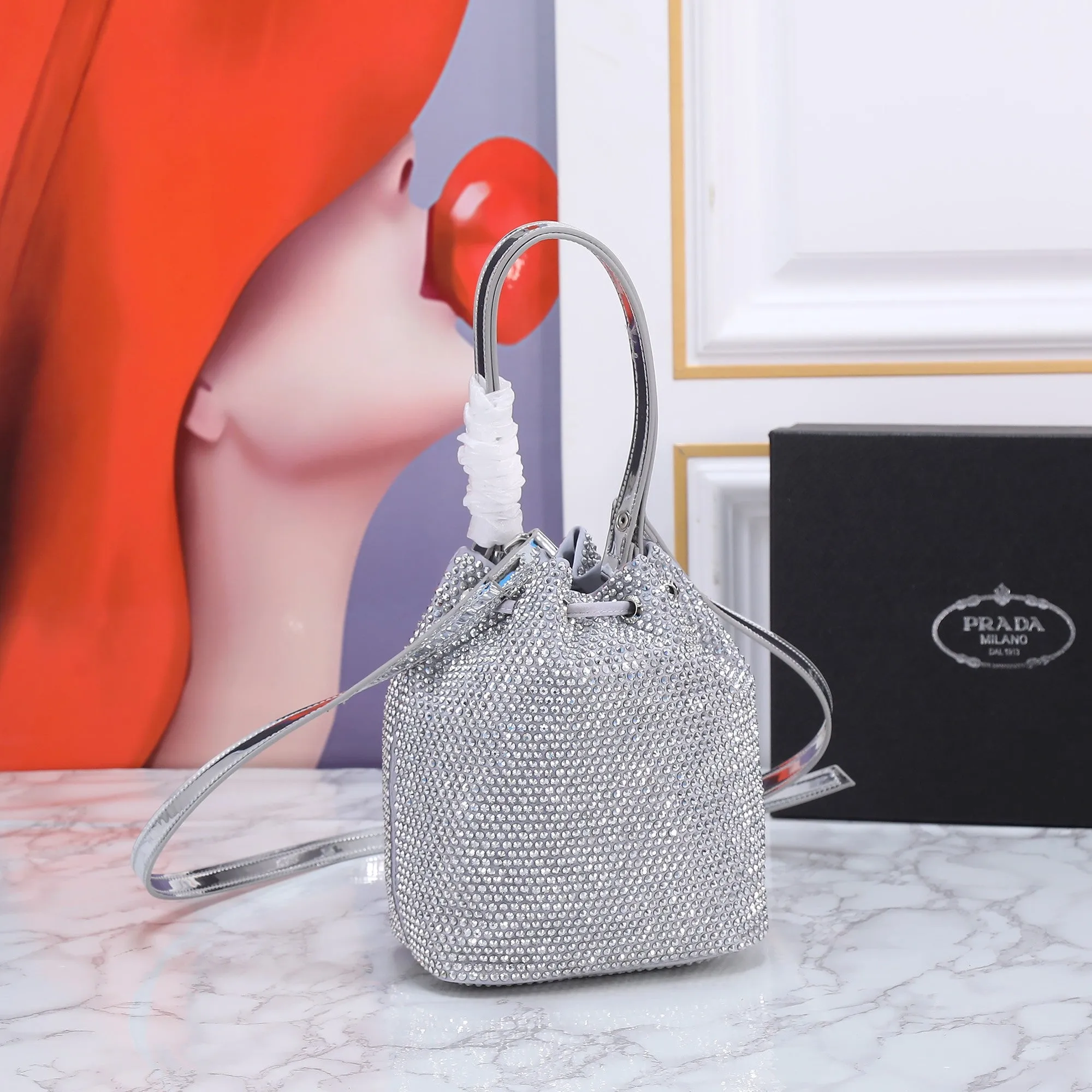 BOLSA PRADA BUCKET STRASS 16