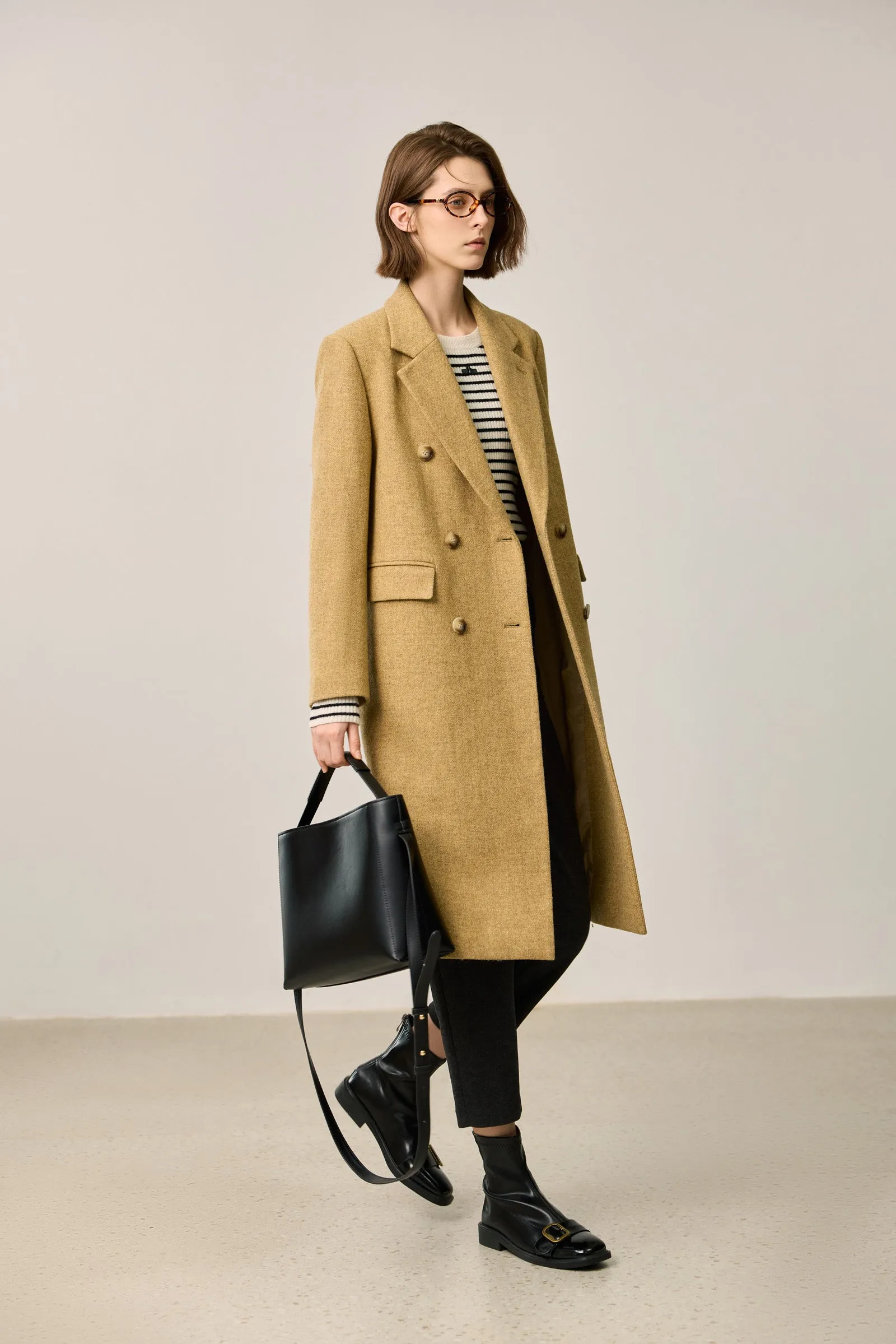 LILY Classic Wide-Shoulder Versatile Wool Coat